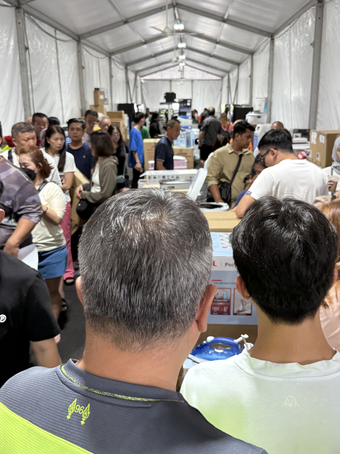 Desa Home Year-end Warehouse Sale 9